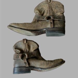 FRYE Wyatt Harness Short Leather Boots Size 8.5